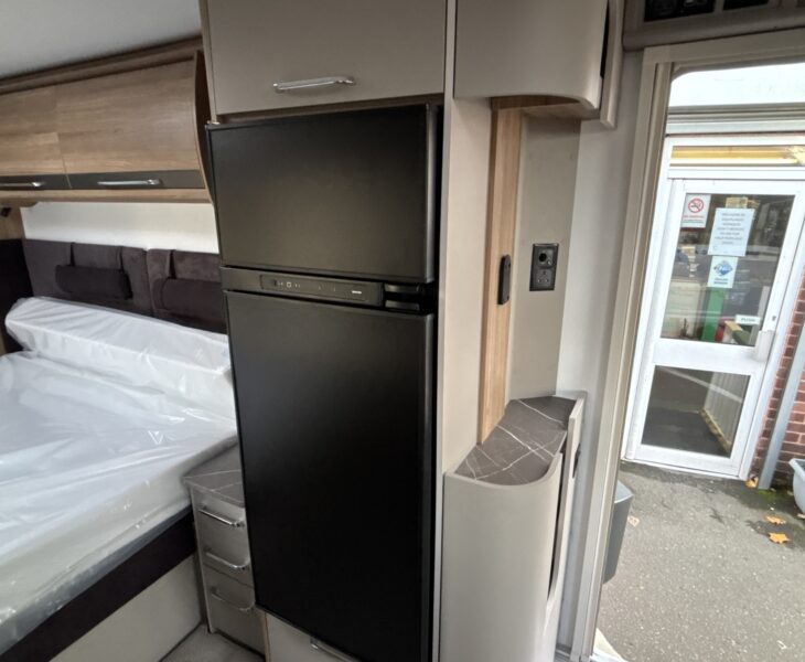 2026 Bailey Alicanto Grande Deluxe Evora Interior