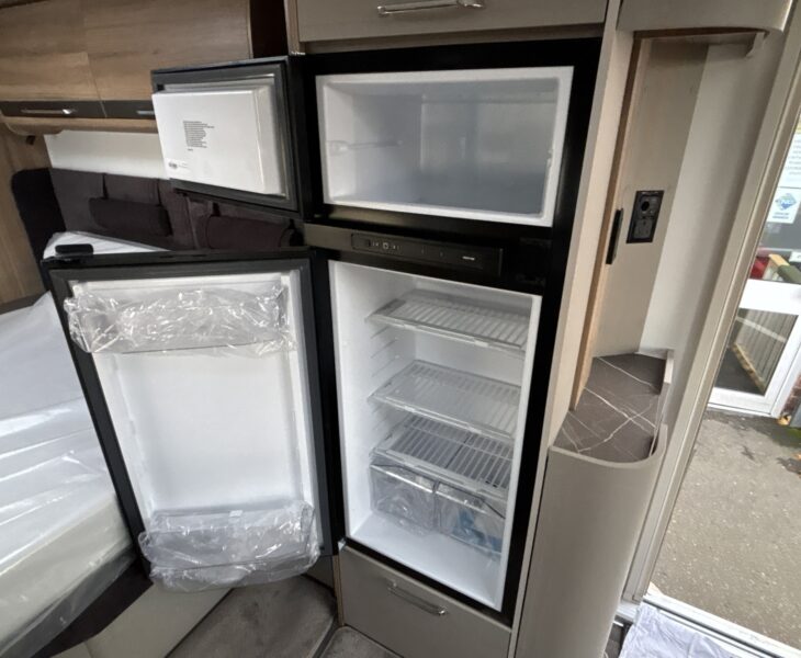 2026 Bailey Alicanto Grande Deluxe Evora Interior