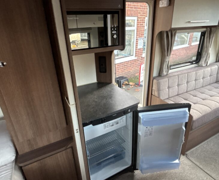 2020 Bailey Phoenix 644 Fridge and microwave