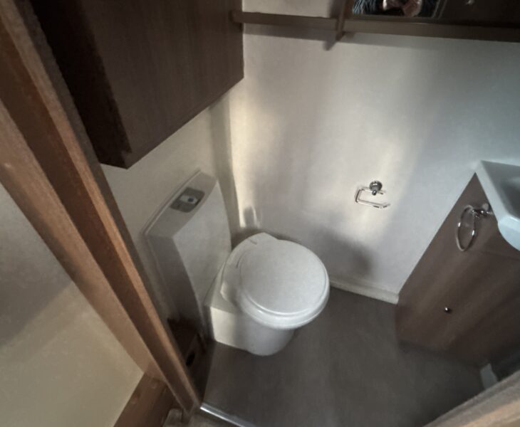 2020 Bailey Phoenix 644 Cassette toilet