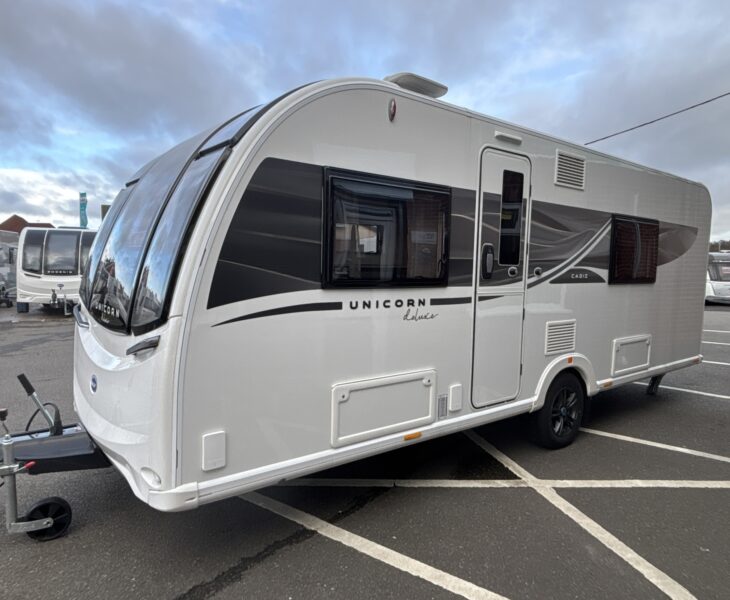 2025 Bailey Unicorn Cadiz Deluxe Nearside front