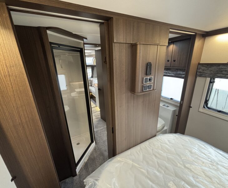 Coachman Laser Xtra 845 Interior