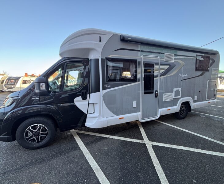 New Bailey Autograph 79-4i 2026 nearside