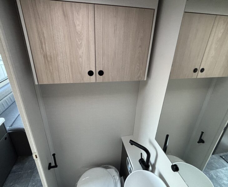 2025 Elddis Xplore XC Duo washroom locker