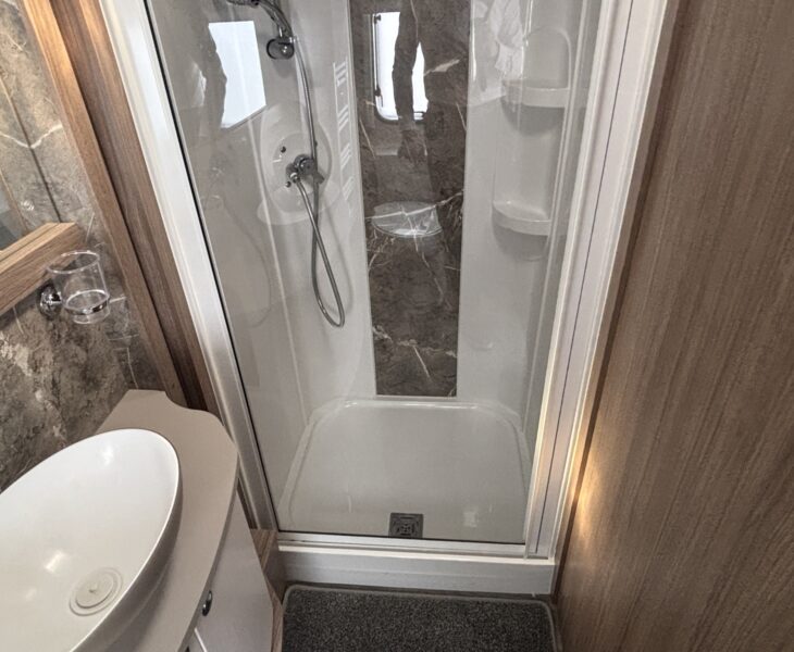 2021 Coachman Laser 575 Xcel Shower unit