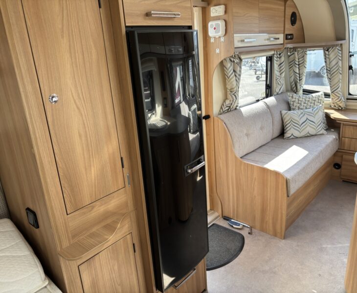 2018 Bailey Pegasus GT70 Brindisi Tower Fridge