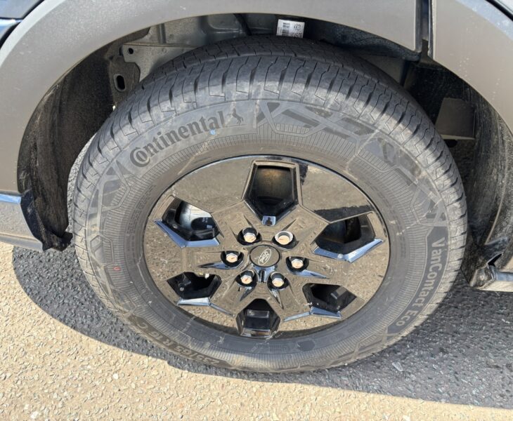 Bailey Endeavour B64 16" matt black alloy wheels