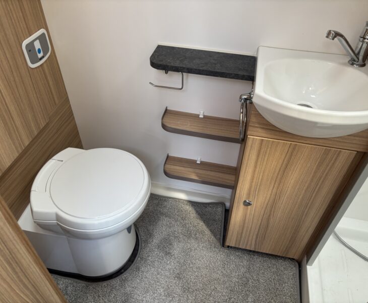 2023 Bailey Pegasus Grande Rimini vanity unit