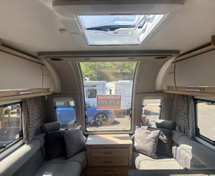 2024 Bailey Alicanto Grande Porto front infinity window