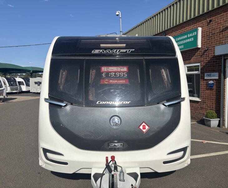 2018 Swift Conqueror 635 front