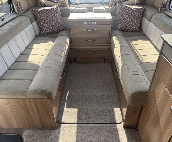 2018 Swift Conqueror 645 front seating
