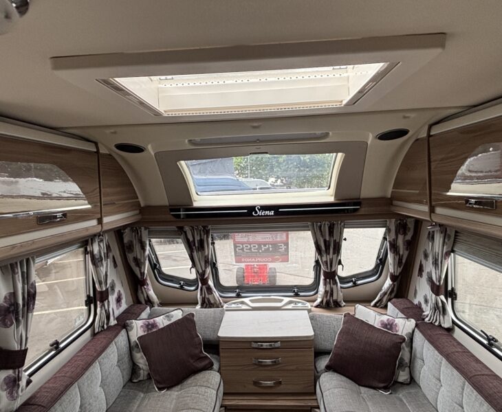 2016 Swift Siena Accent 570 panoramic sunroof