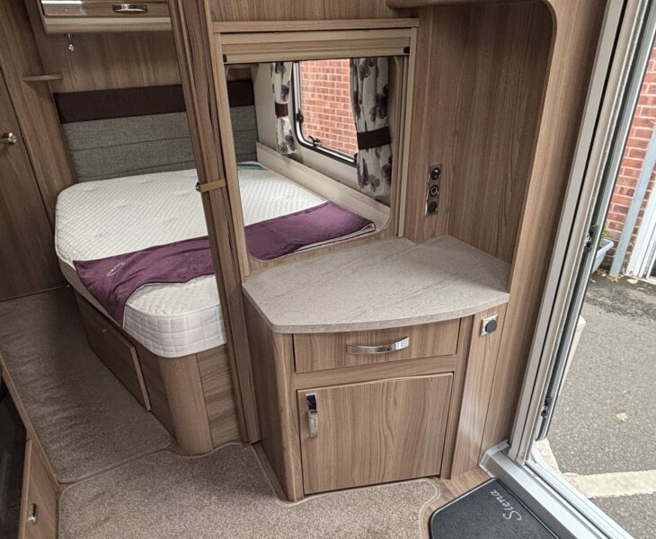 2016 Swift Siena Accent 570 Dresser