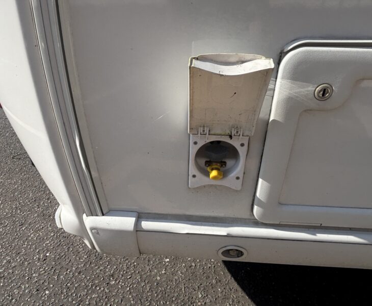 2023 Swift Elite 480 gas BBQ Point