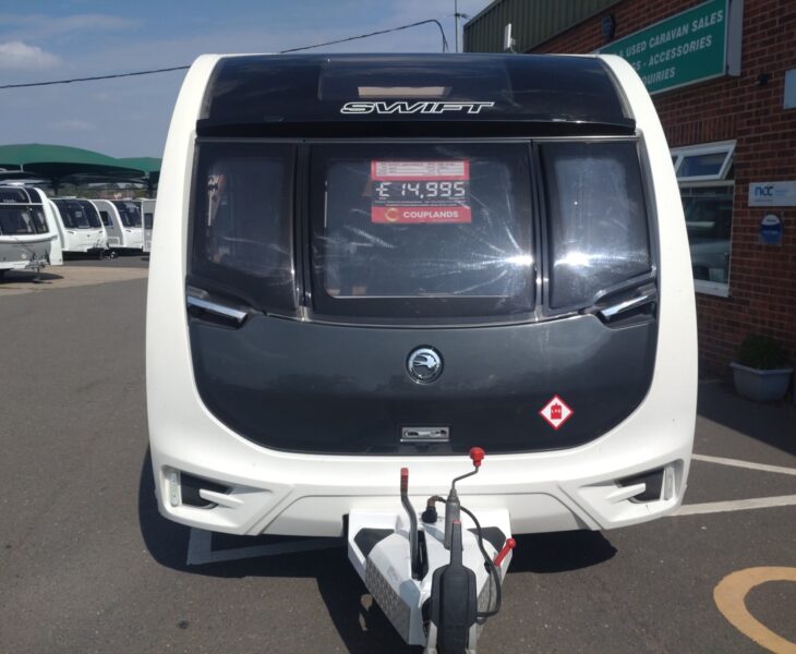 2017 Swift Challenger 480 Front