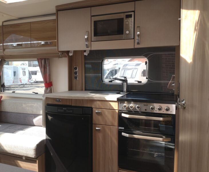 2017 Swift Challenger 480 Interior