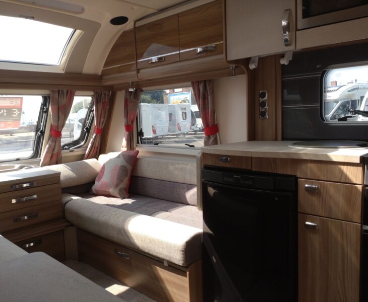 2017 Swift Challenger 480 Interior