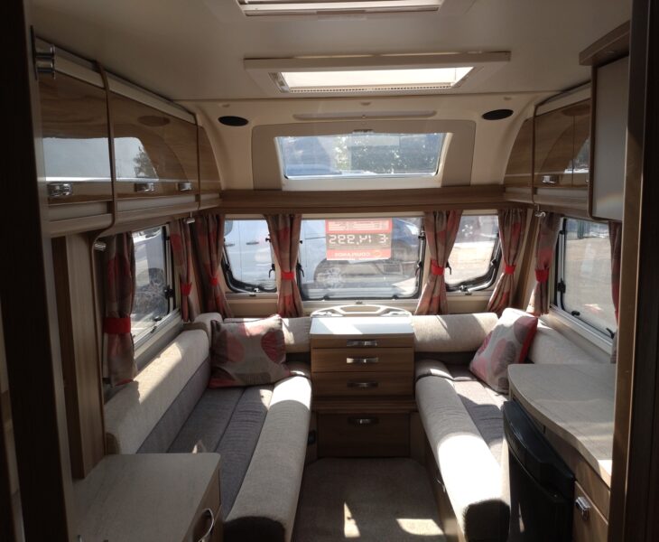 2017 Swift Challenger 480 Interior