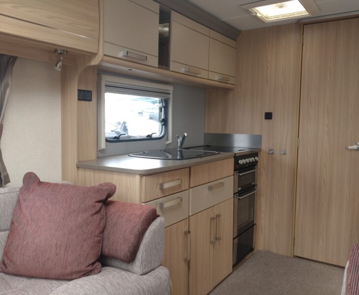 2012 COACHMAN PASTICHE 460/2 INTERIOR