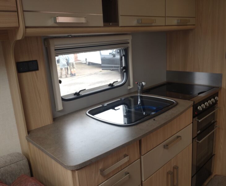 2012 COACHMAN PASTICHE 460/2 INTERIOR