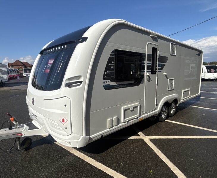 2021 Coachman Acadia 875 Xcel nearside front