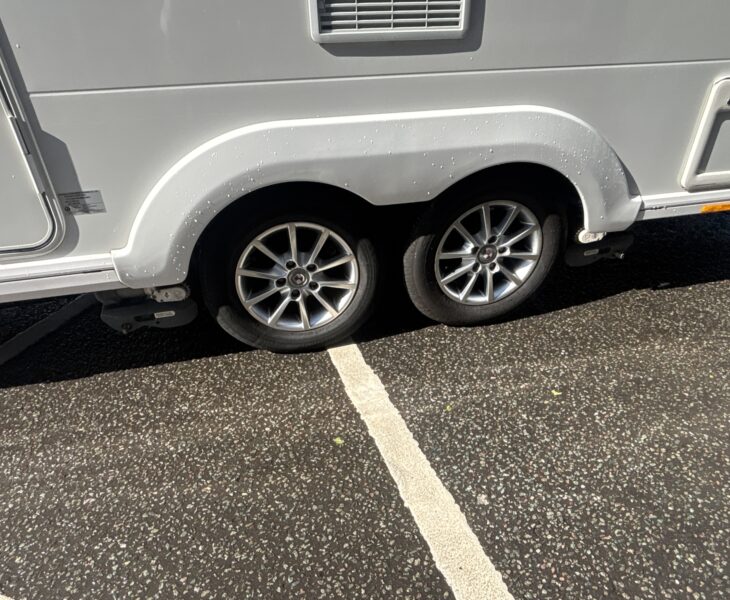 2021 Coachman Acadia 875 Xcel alloy wheels and AWD Motor Mover