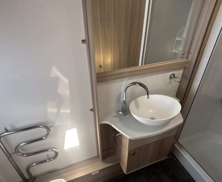 2021 Coachman Acadia 875 Xcel vanity basin unit