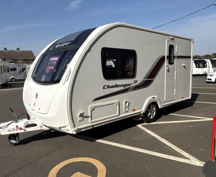 2013 Swift Challenger 480 SE Nearside front