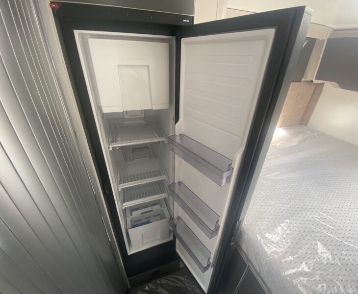 BAILEY ALORA 69-4 2024 FRIDGE