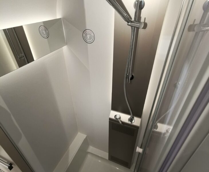 ADRIA ALPINA COLORADO 2023 SHOWER