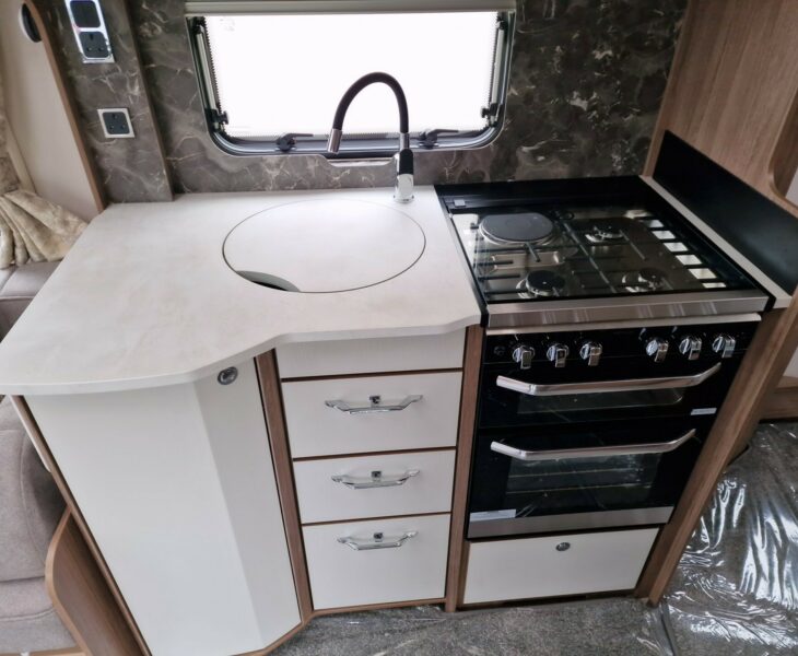 2025 COACHMAN VIP 575 KITCHEN