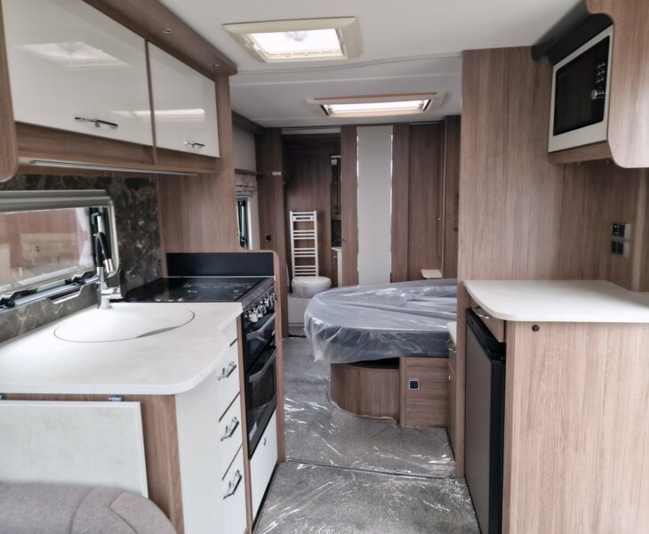 2025 COACHMAN VIP 575 VIEW