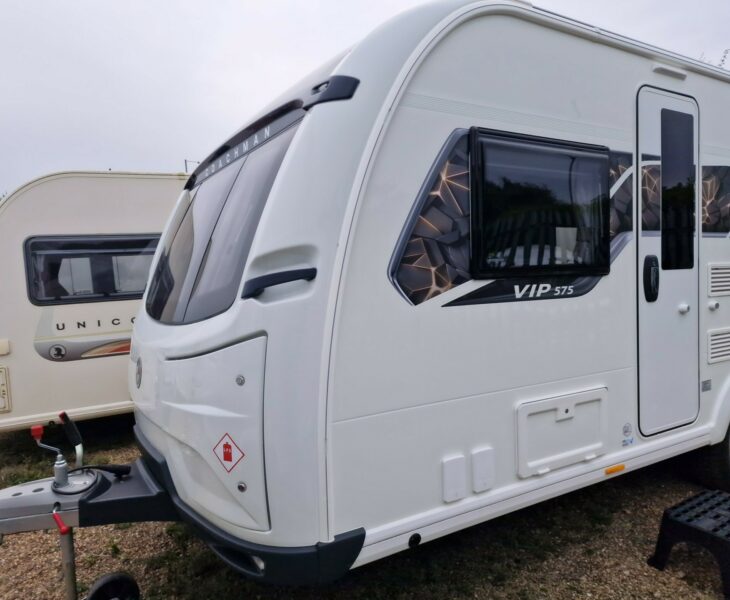 2025 COACHMAN VIP 575 FRONT N/S