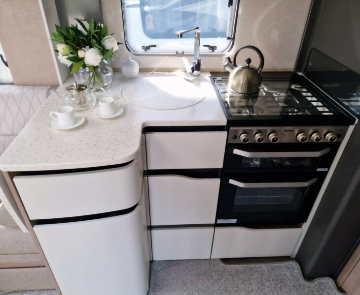 2025 BESSACARR 835 KITCHEN