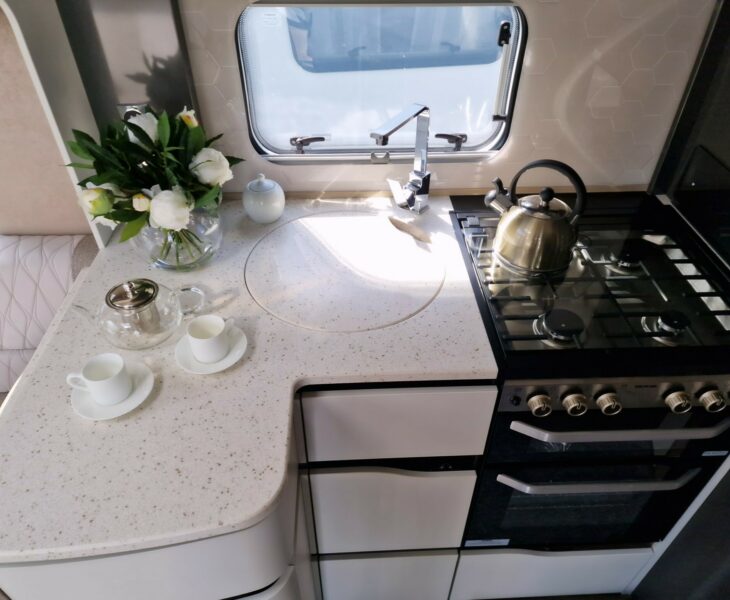 2025 BESSACARR 835 KITCHEN