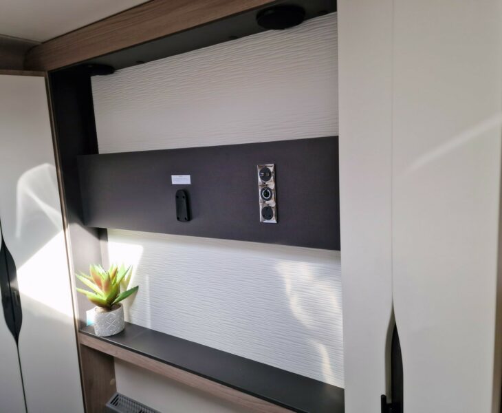 2025 BESSACARR 835 BEDROOM
