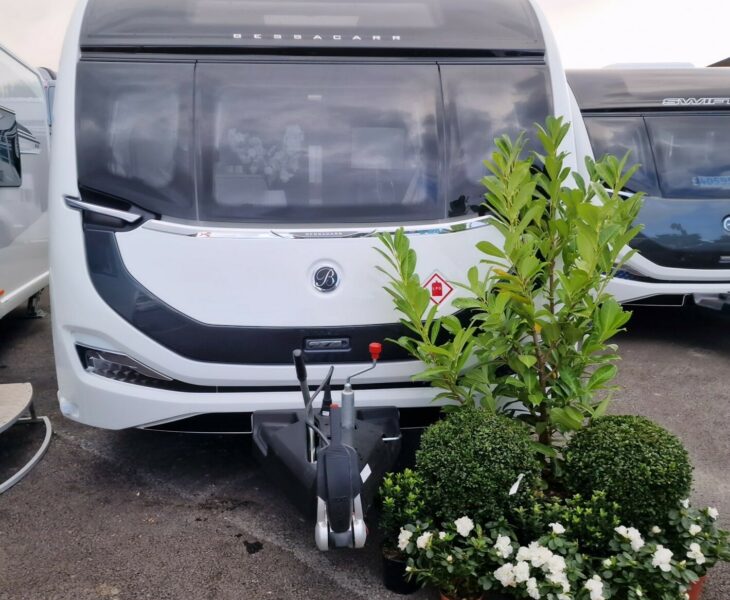 2025 BESSACARR 835 FRONT