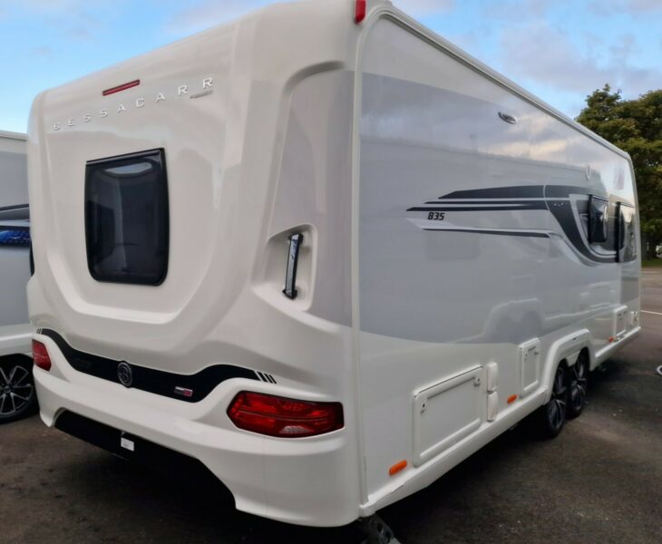 2025 BESSACARR 835 REAR O/S