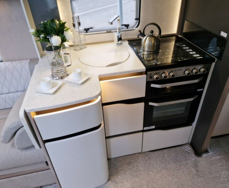 2025 BESSACARR 845 KITCHEN