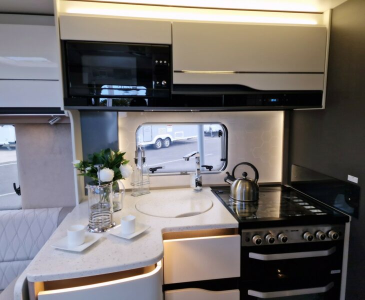 2025 BESSACARR 845 KITCHEN