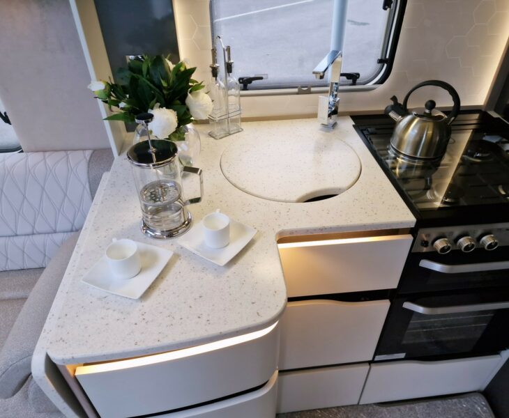 2025 BESSACARR 845 KITCHEN