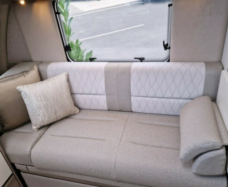 2025 BESSACARR 845 SEAT