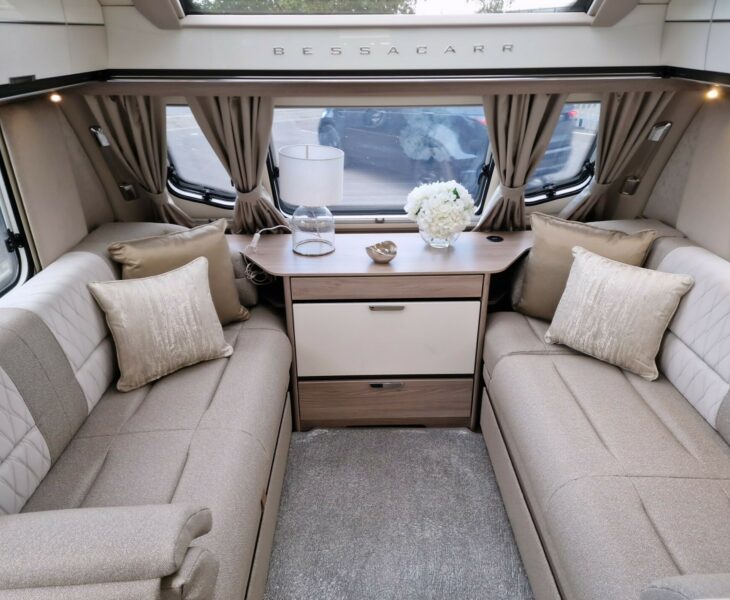 2025 BESSACARR 845 SEATING