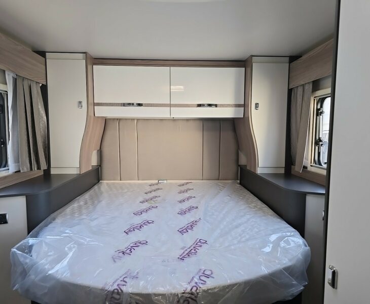 2025 VOYAGER 494 BEDROOM