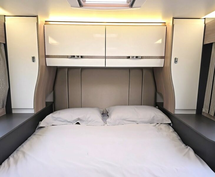 2025 SWIFT VOYAGER SERIES 5 594 BEDROOM