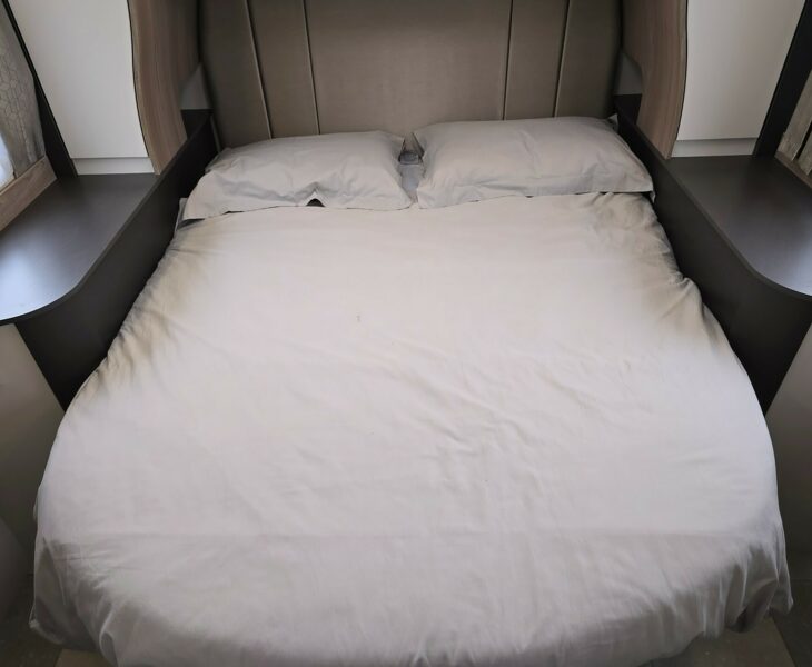 2025 SWIFT VOYAGER 594 BED