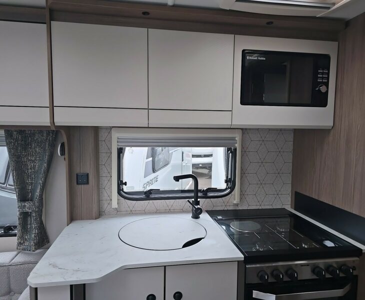 2025 COACHMAN ACADIA 545 MICROWAVE