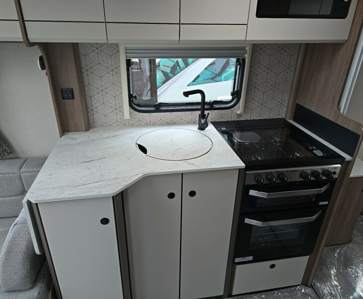 2025 Acadia 675 Xtr Kitchen