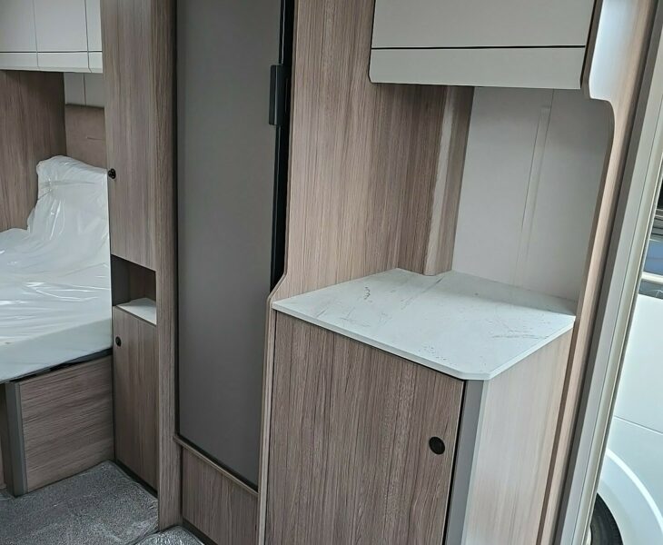 2025 Acadia 675 Xtr Fridge