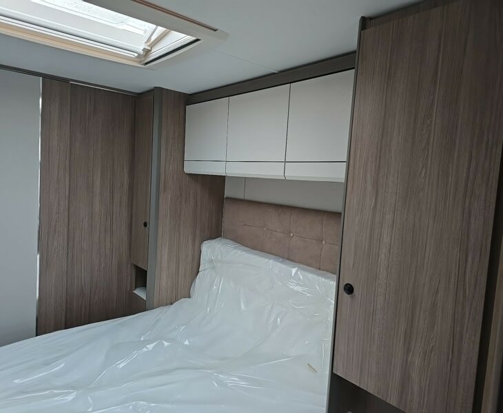 2025 Acadia 675 Xtr Bedroom